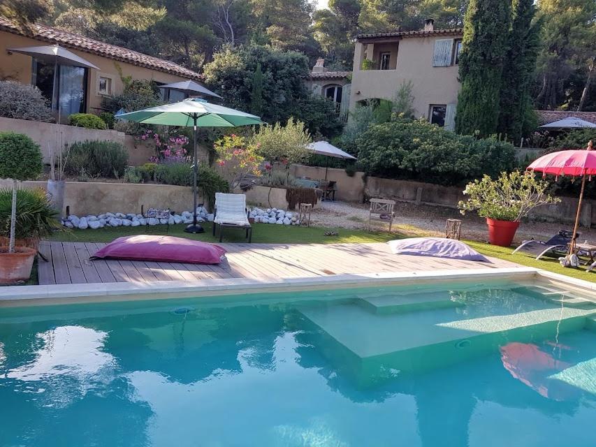La Maison De Charlie Vaugines ภายนอก รูปภาพ