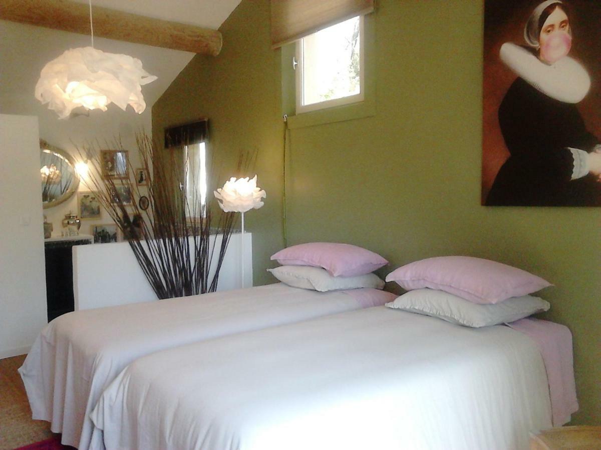La Maison De Charlie Vaugines ภายนอก รูปภาพ