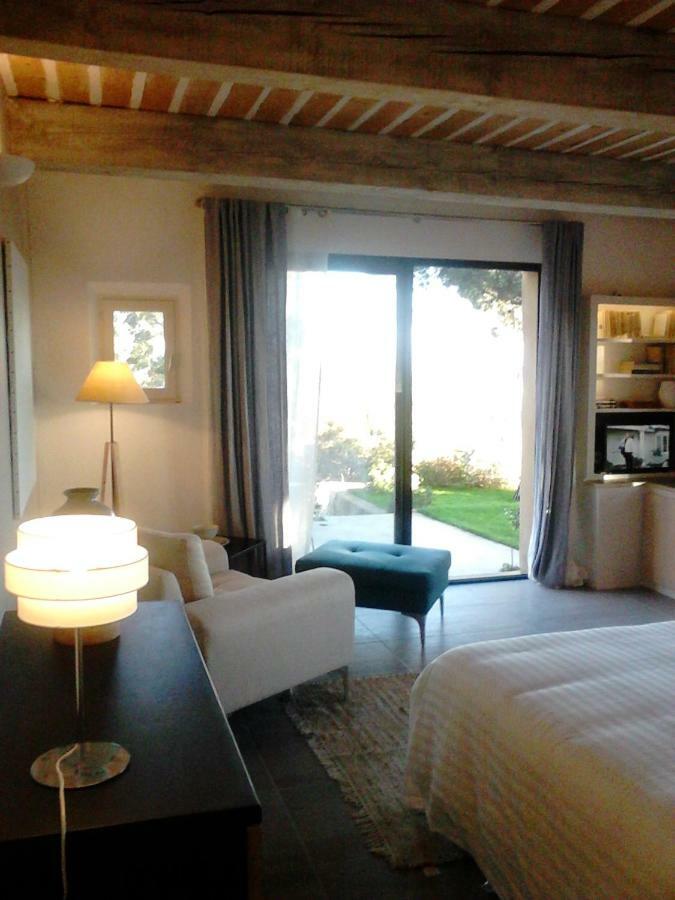 La Maison De Charlie Vaugines ภายนอก รูปภาพ