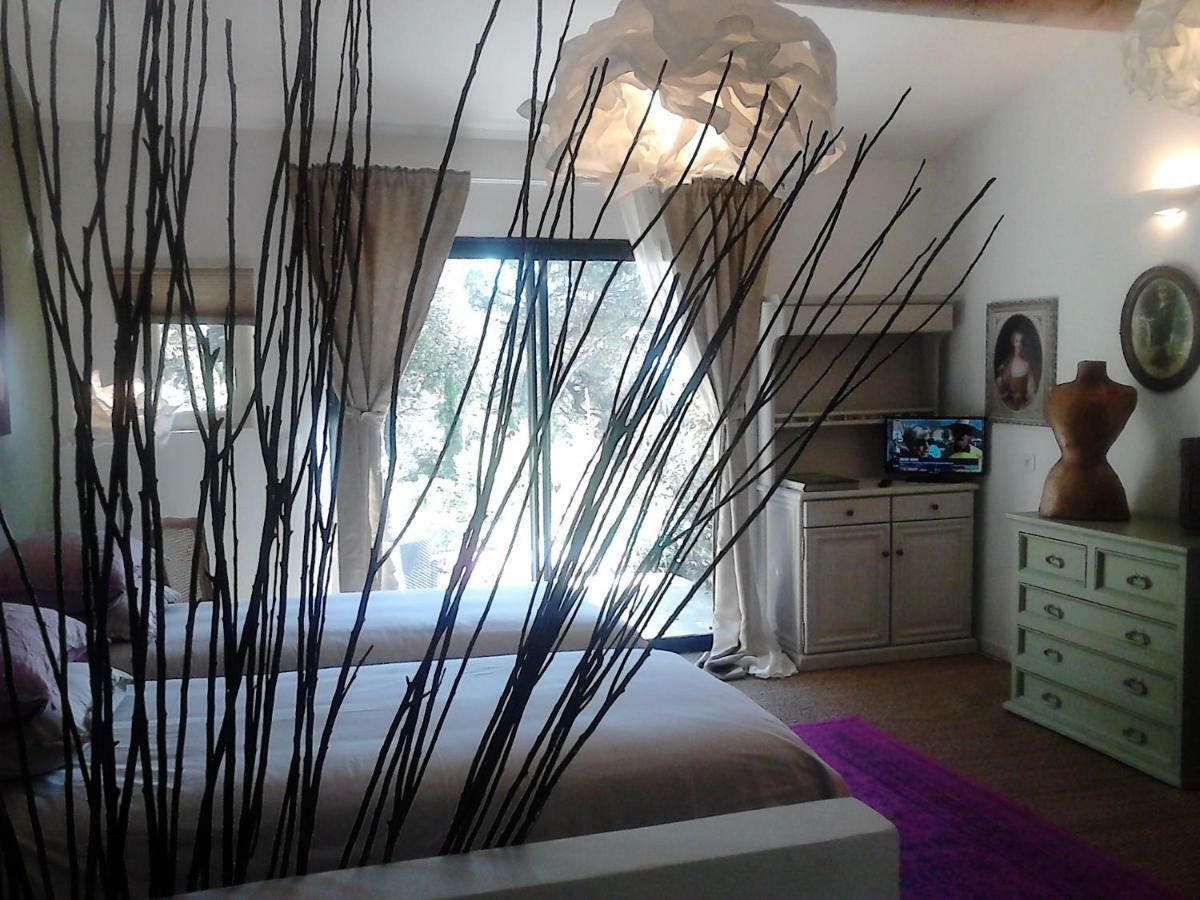 La Maison De Charlie Vaugines ภายนอก รูปภาพ