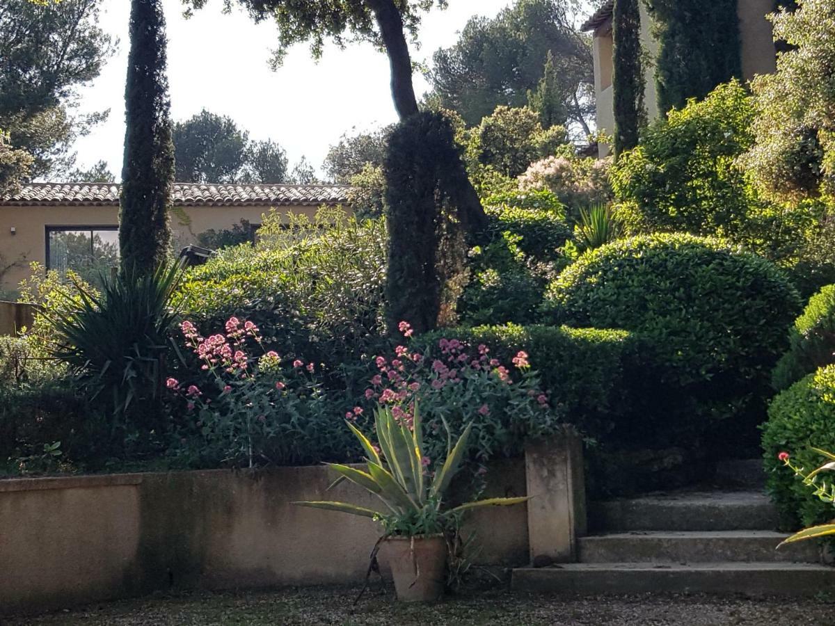 La Maison De Charlie Vaugines ภายนอก รูปภาพ